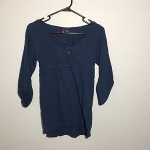 Hm dark blue top